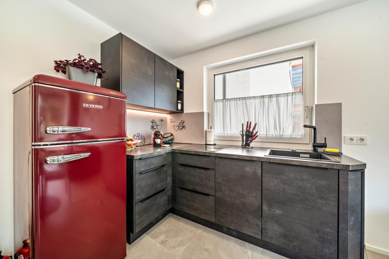 Apartment Il Cuore Rosso Naturns Bagian luar foto