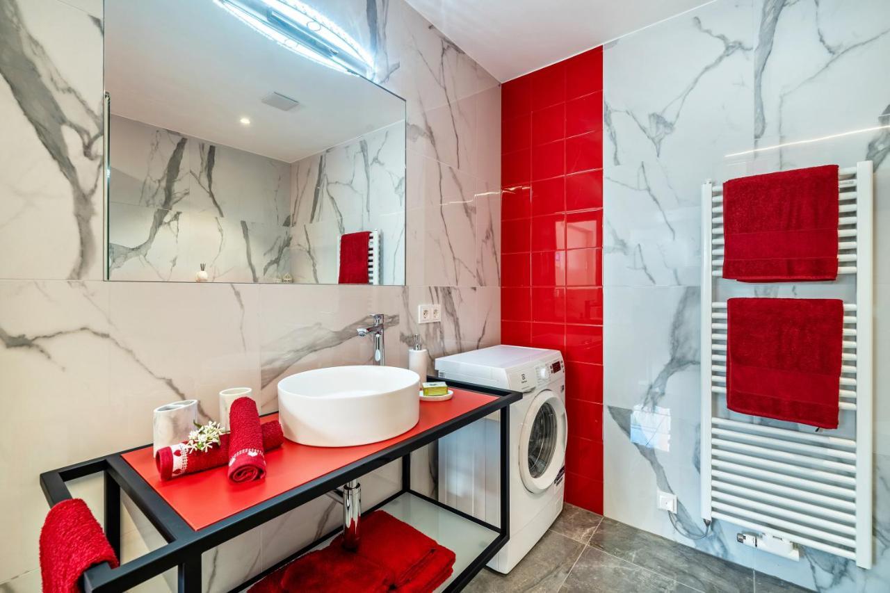Apartment Il Cuore Rosso Naturns Bagian luar foto